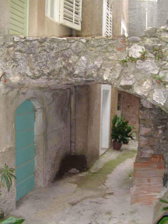 Apartment In Vrbnik/Insel Krk 13614 Zewnętrze zdjęcie